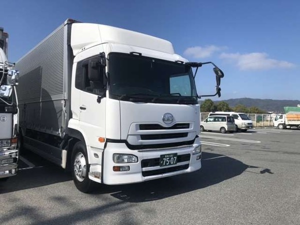 ｕｄトラックス クオン増トン13 1tウイング 格納パワーゲート 7507 ホワイト すぐ乗れる緑ナンバー中古トラック 営業用トラックが必要なら最短2日で奈良のtics
